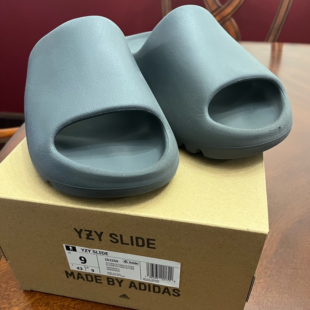 Yeezy Slides
